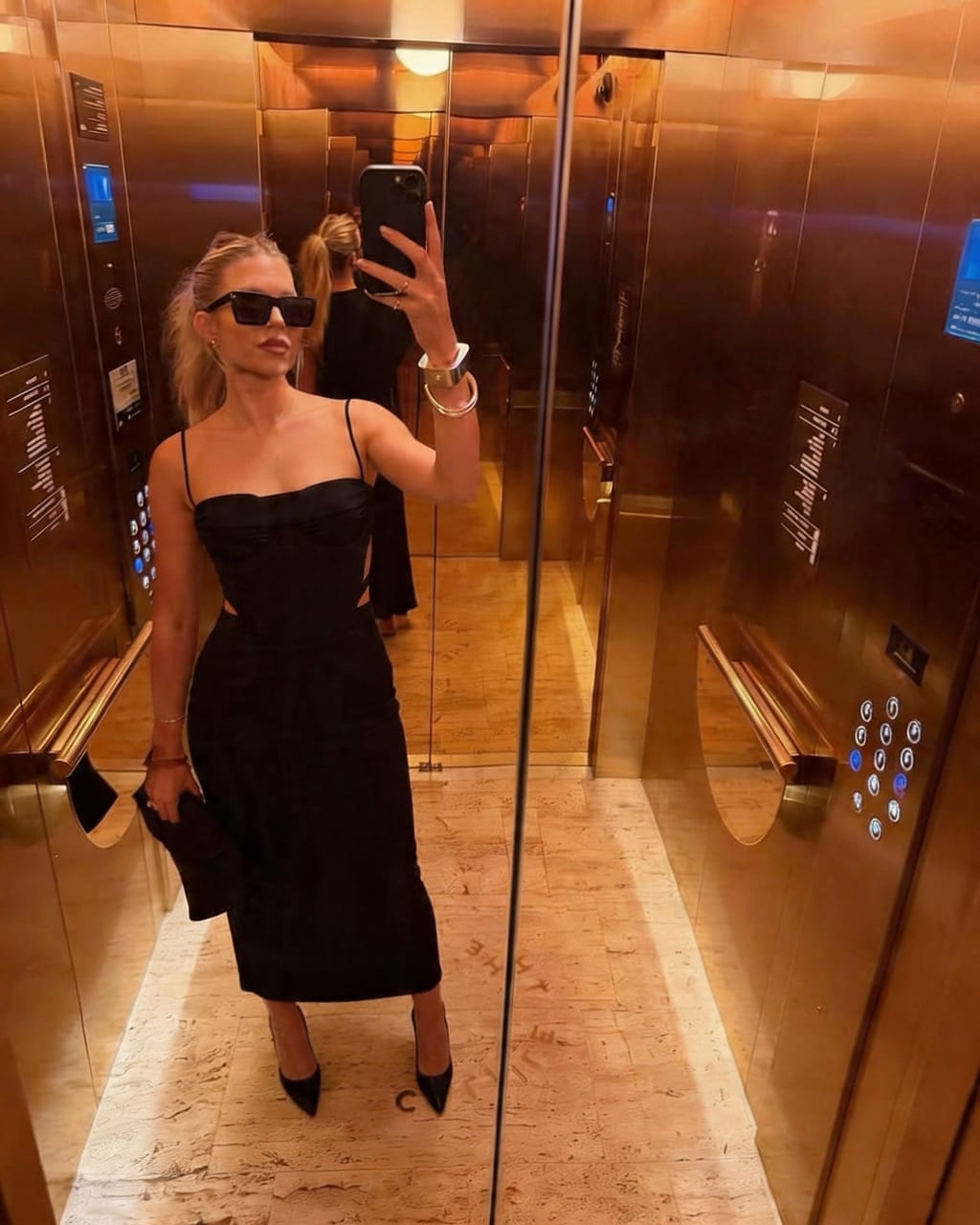 The Bardot Dress That Keeps Showing Up in Everyone's Camera Roll